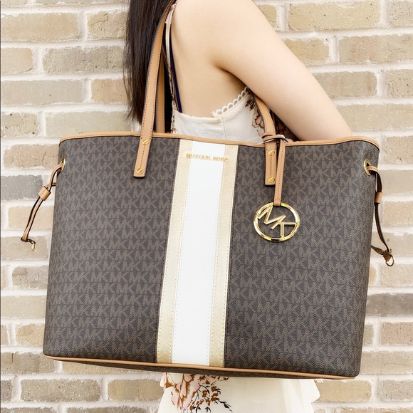 Michael Kors LARGE Carryall Tote Center Stripe MK - Picture 2 of 8